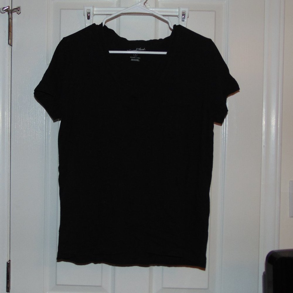 Women's Black Short Sleeve T-Shirt